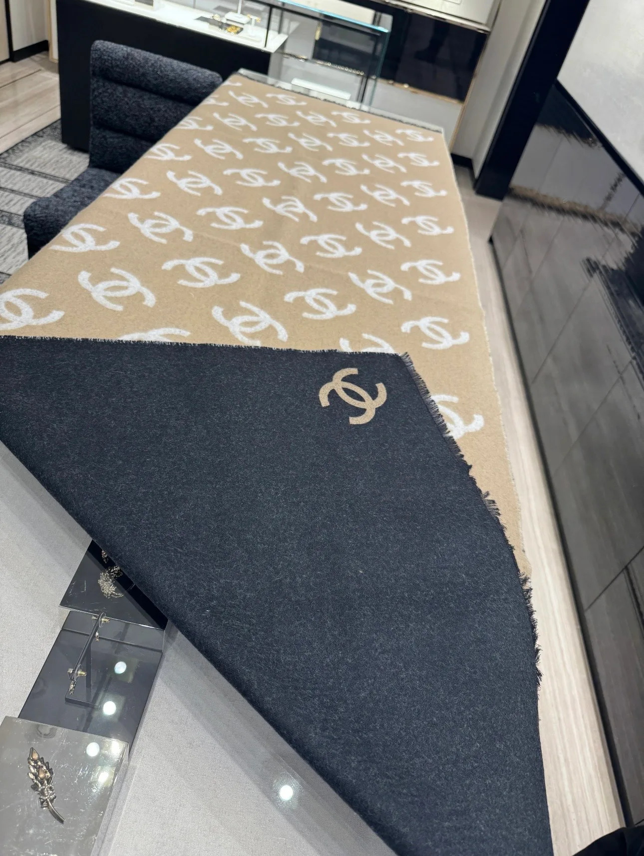 Шарфы Chanel 18401181