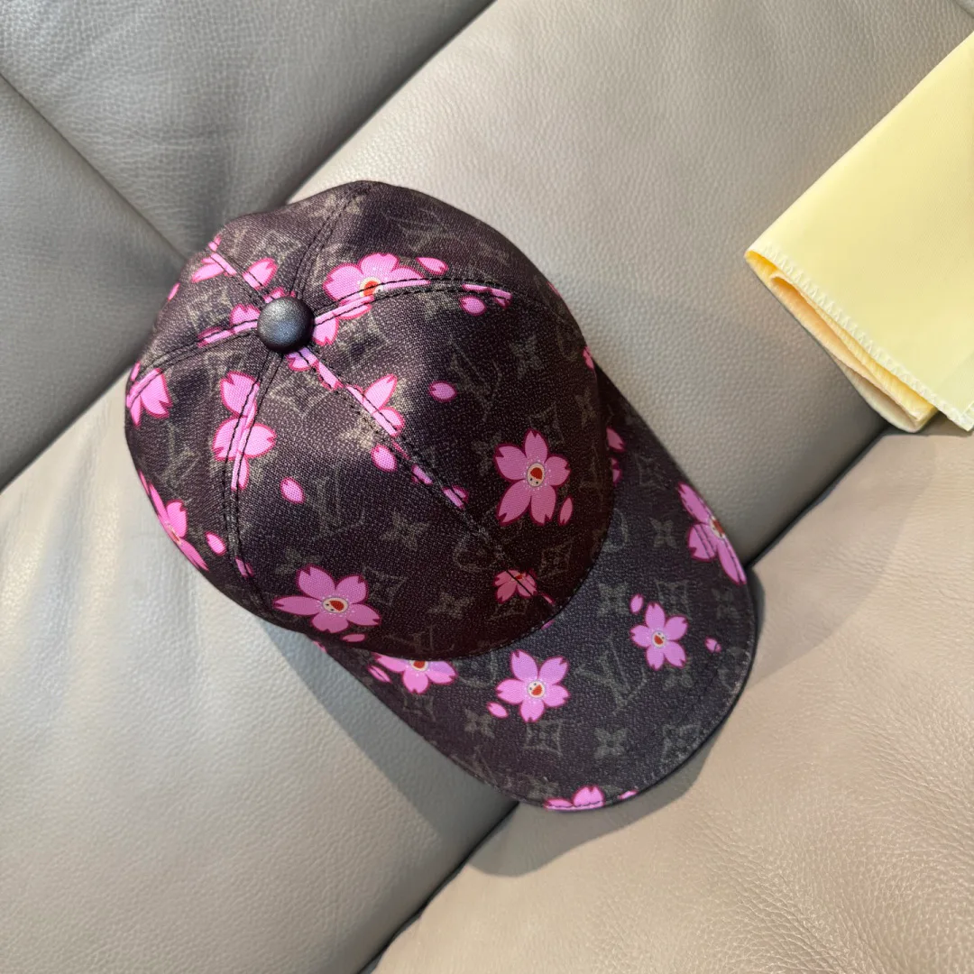 Головные Уборы Louis Vuitton 11529581