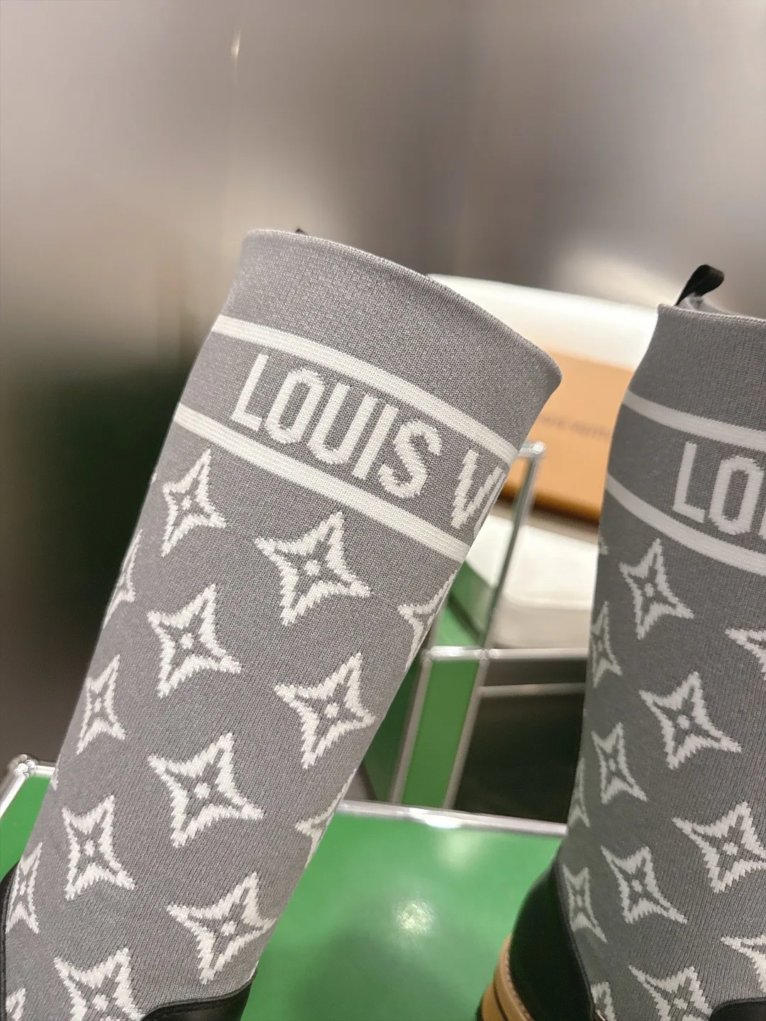 Сапоги Женские Louis Vuitton 18053370