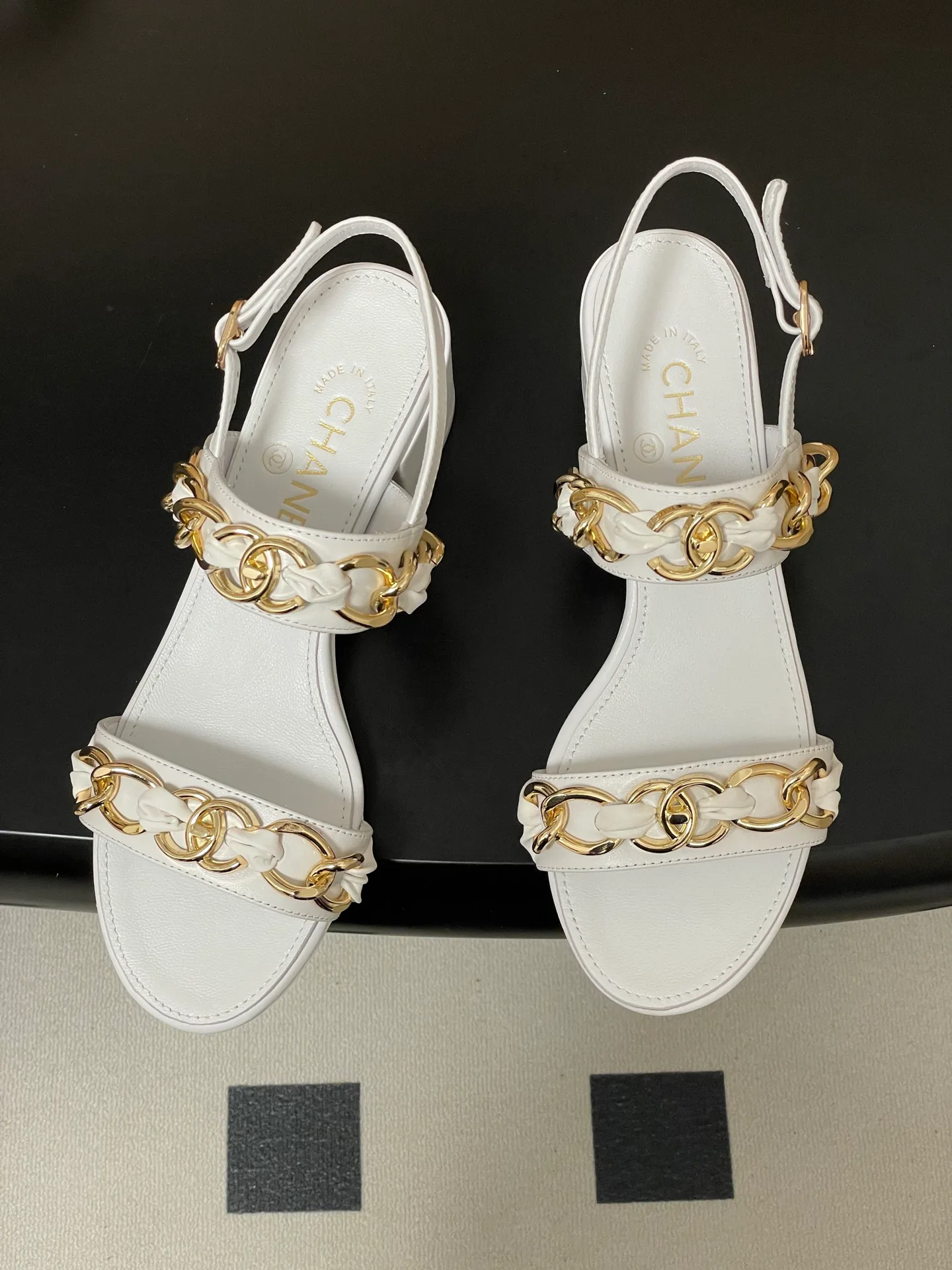 Босоножки Женские Chanel 10993853