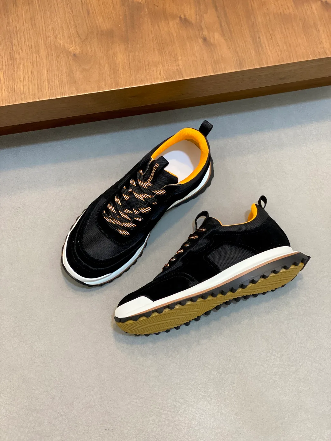 Кроссовки Мужские Hermes 163025