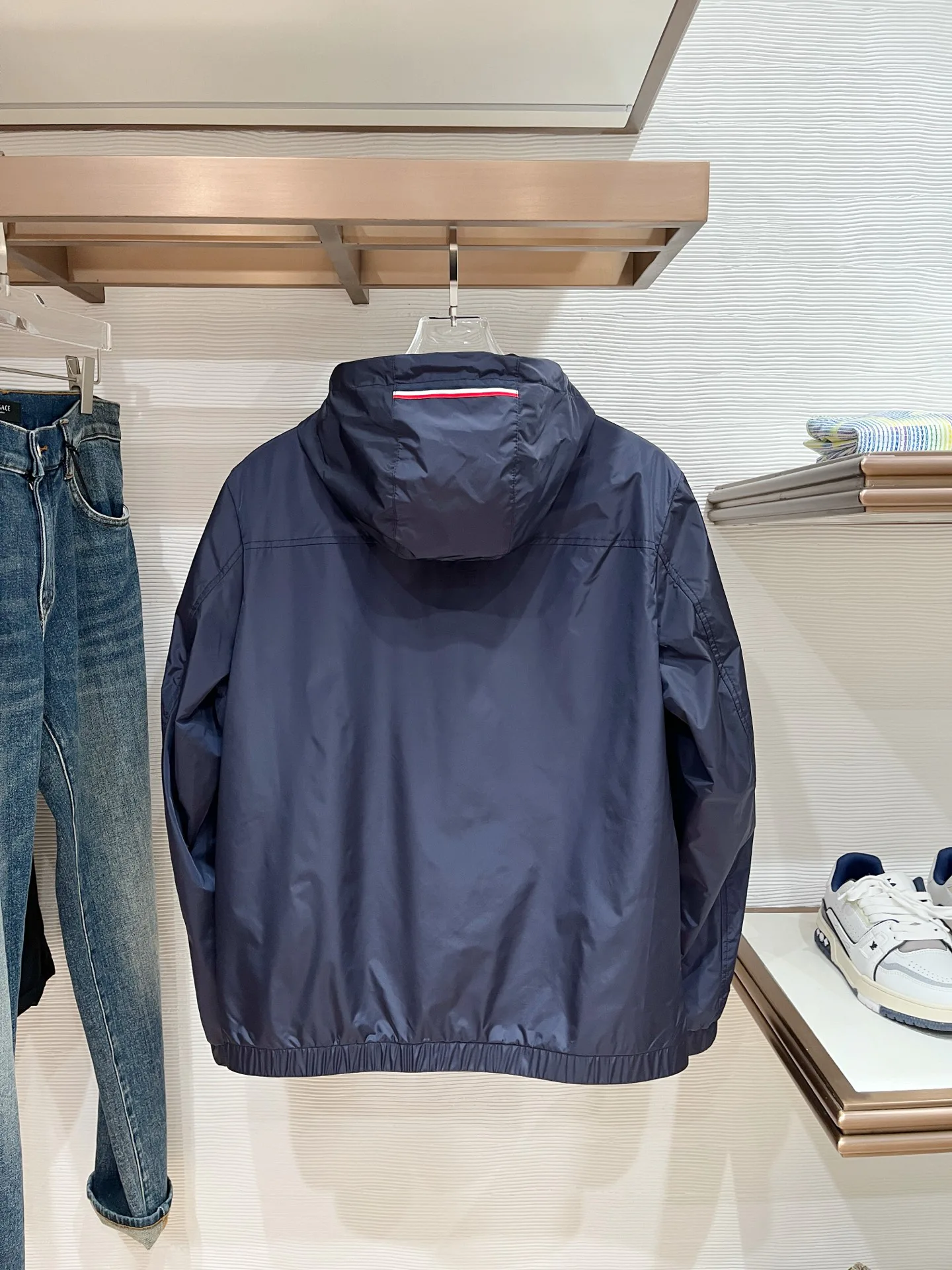 Куртки И Пуховики Мужские Moncler 11392198