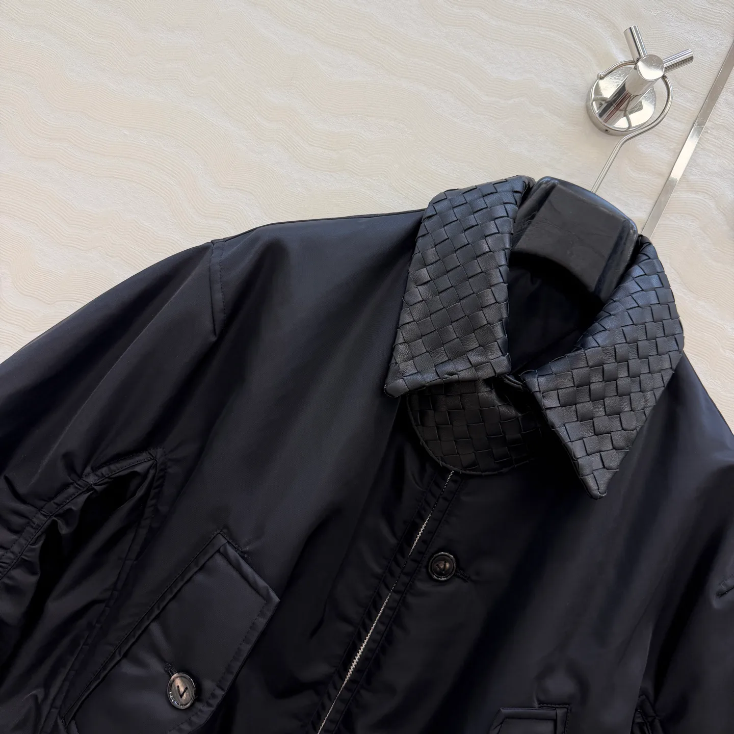 Куртки И Пуховики Женские Bottega Veneta 18501588