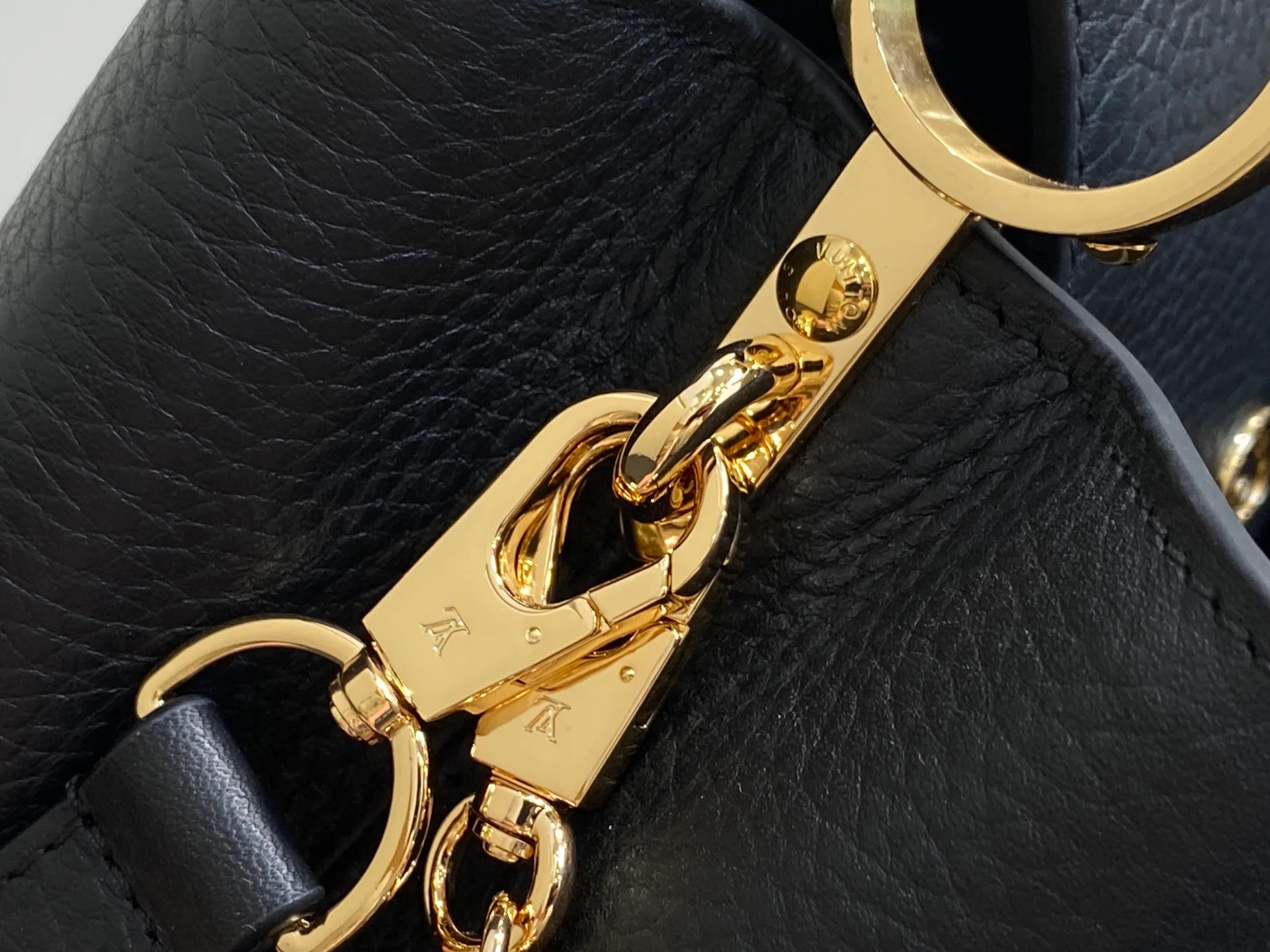 Классические Сумки Женские Louis Vuitton 12798944
