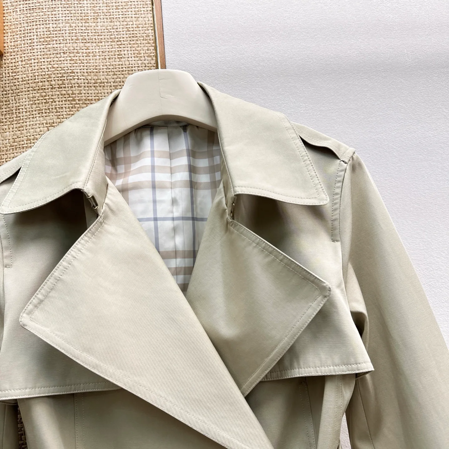Тренчи Женские Burberry 19179484