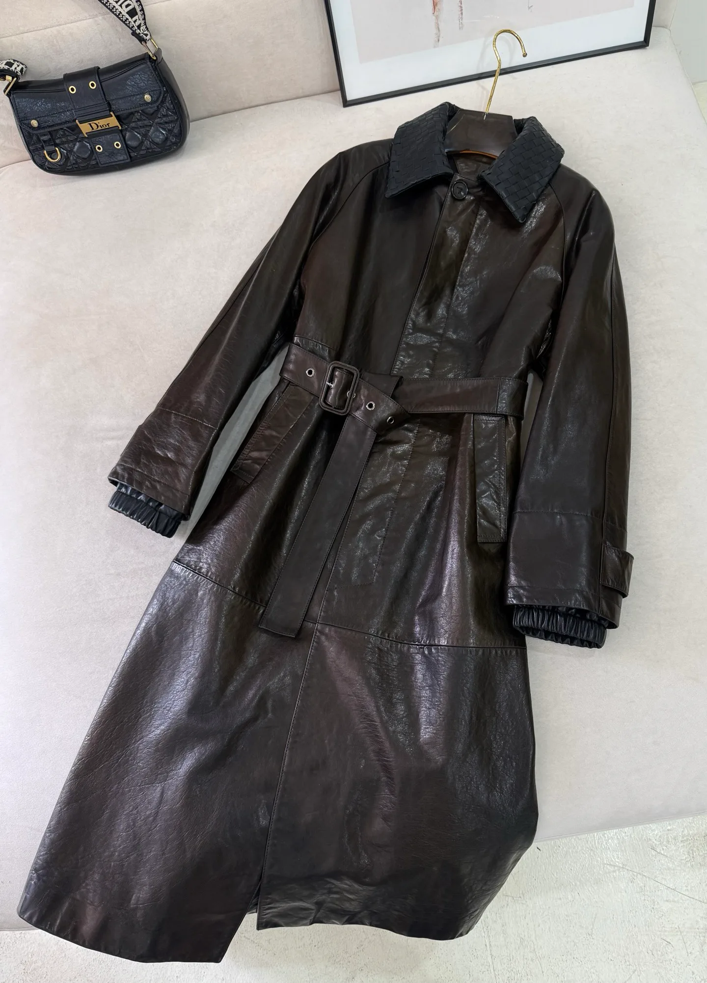 Кожаные Куртки И Дублёнки Женские Bottega Veneta 18259729
