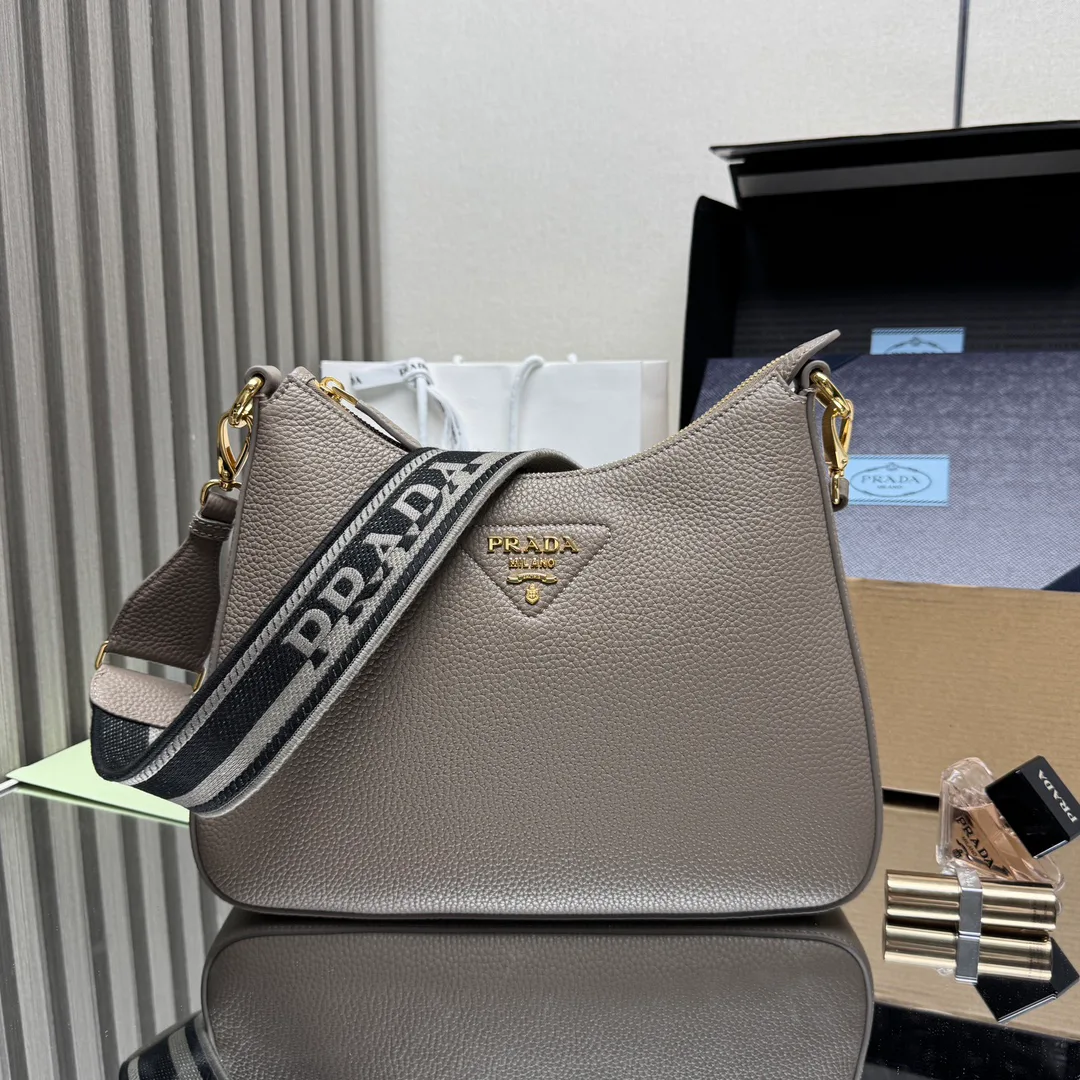 Сумки На Ремне Женские Prada 1763178