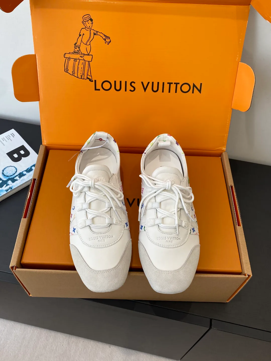 Кроссовки Женские Louis Vuitton 1595090