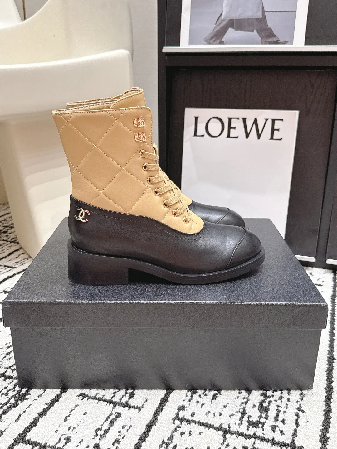 Ботинки Женские Chanel 18497864
