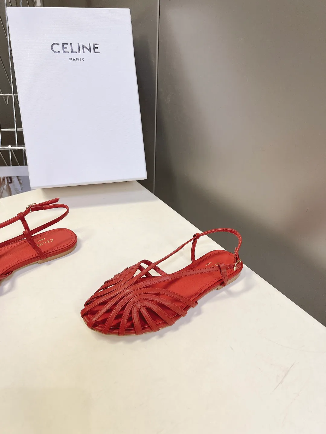 Босоножки Женские Celine 17077112