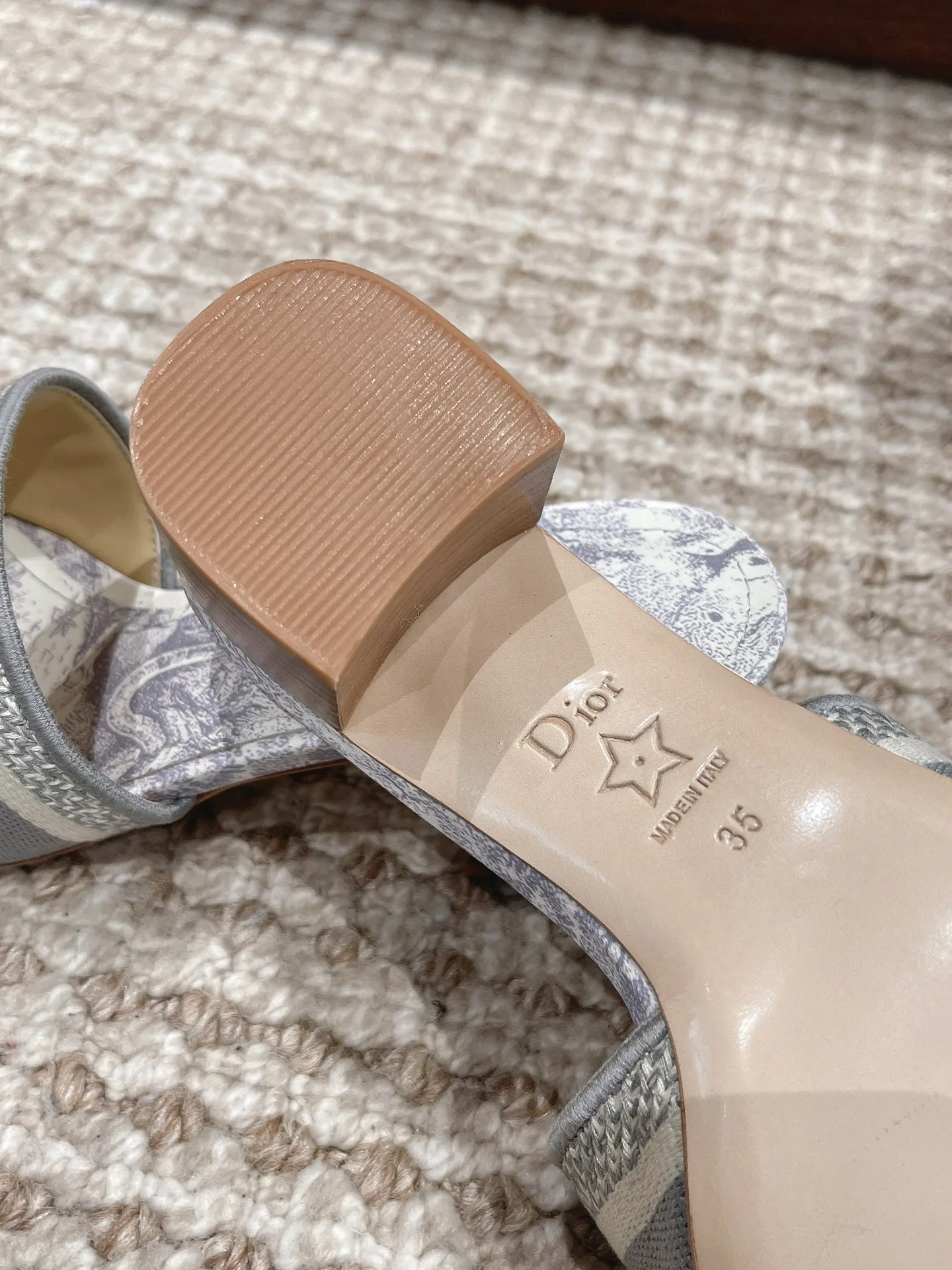 Босоножки Женские Christian Dior 11600086