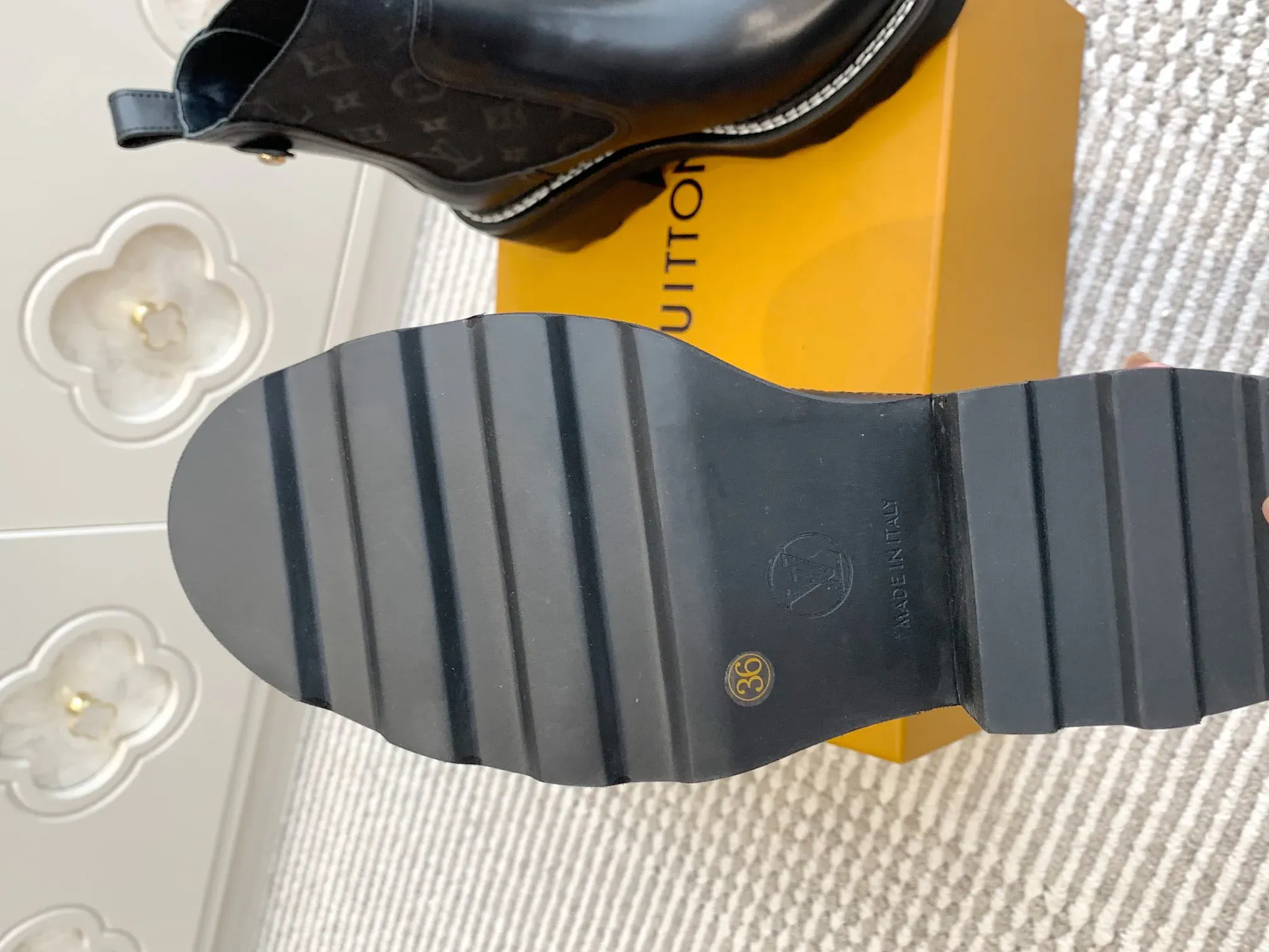 Ботинки Женские Louis Vuitton 444704