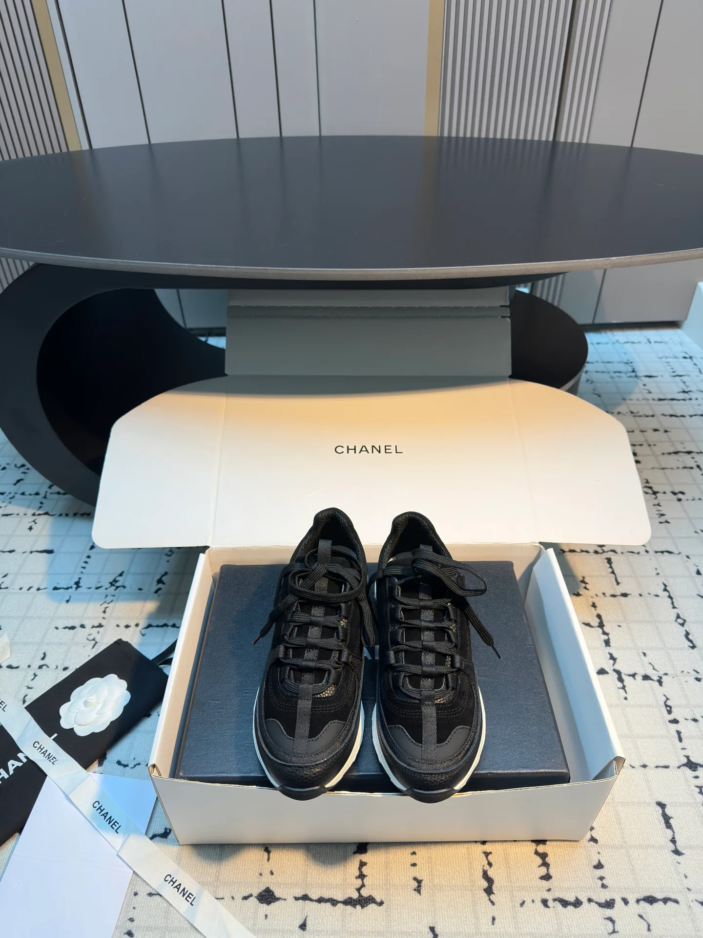 Кроссовки Женские Chanel 10468497