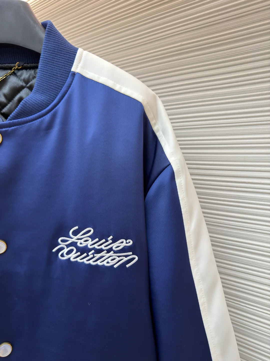 Куртки И Пуховики Мужские Louis Vuitton 3478377