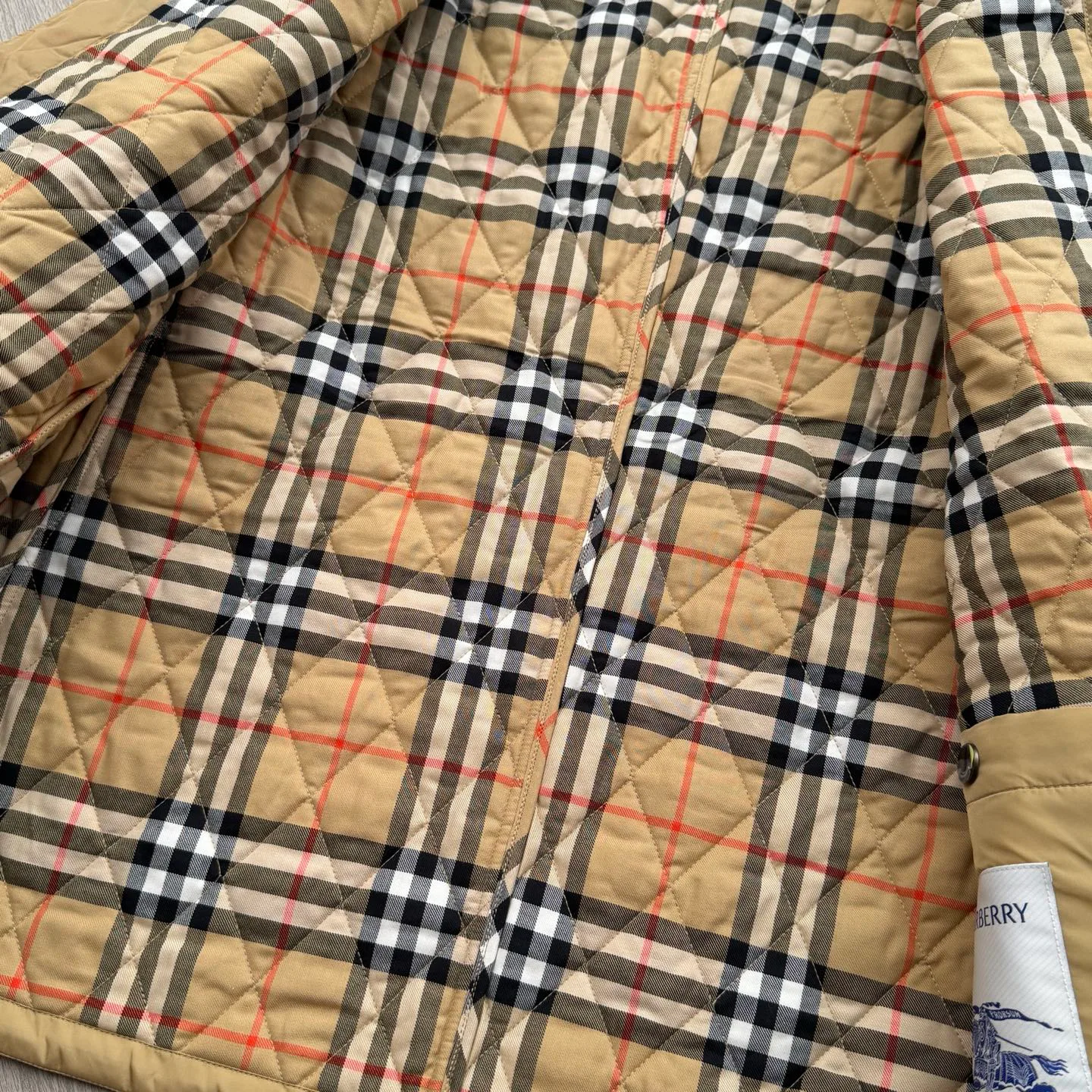 Куртки И Пуховики Женские Burberry 19731056