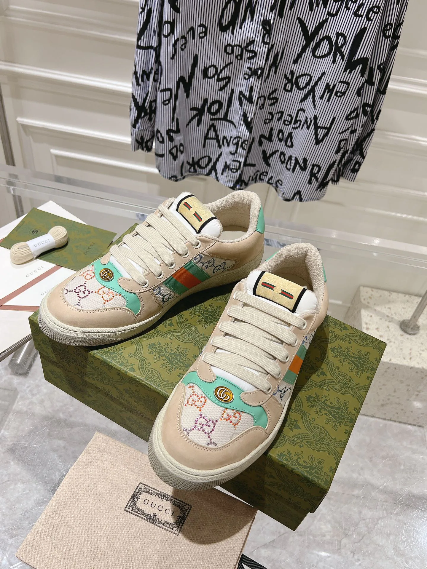 Кроссовки Женские Gucci 11709189