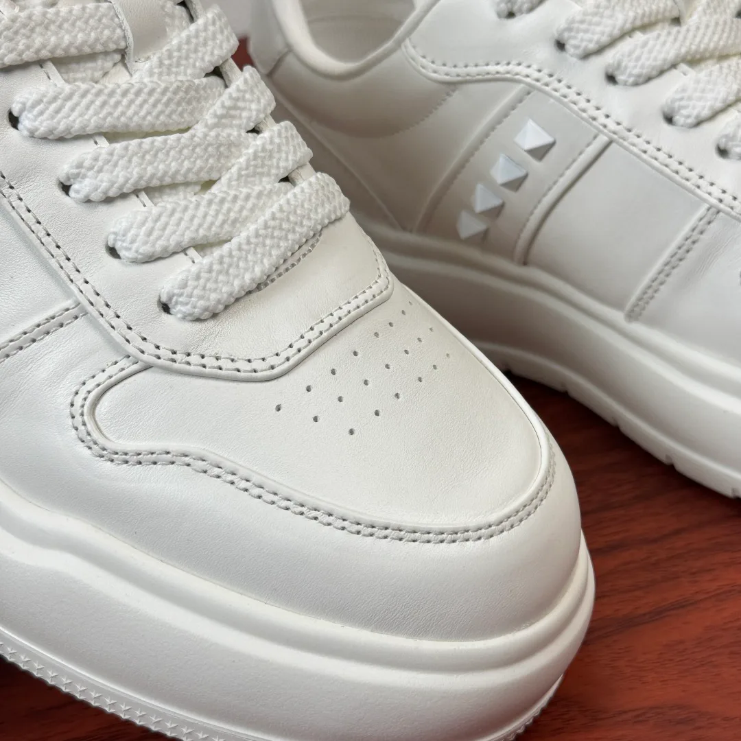 Кроссовки Мужские Valentino 13435975