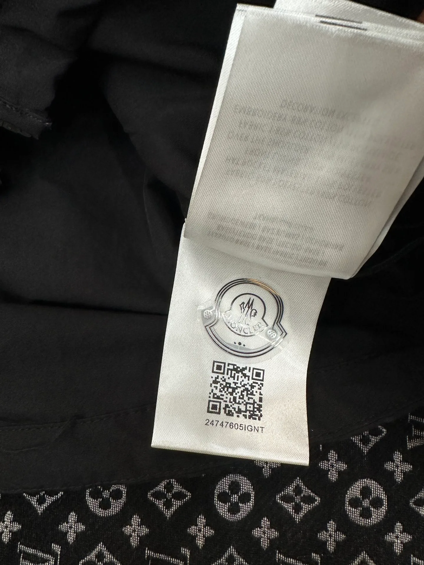 Куртки И Пуховики Женские Moncler 11505876