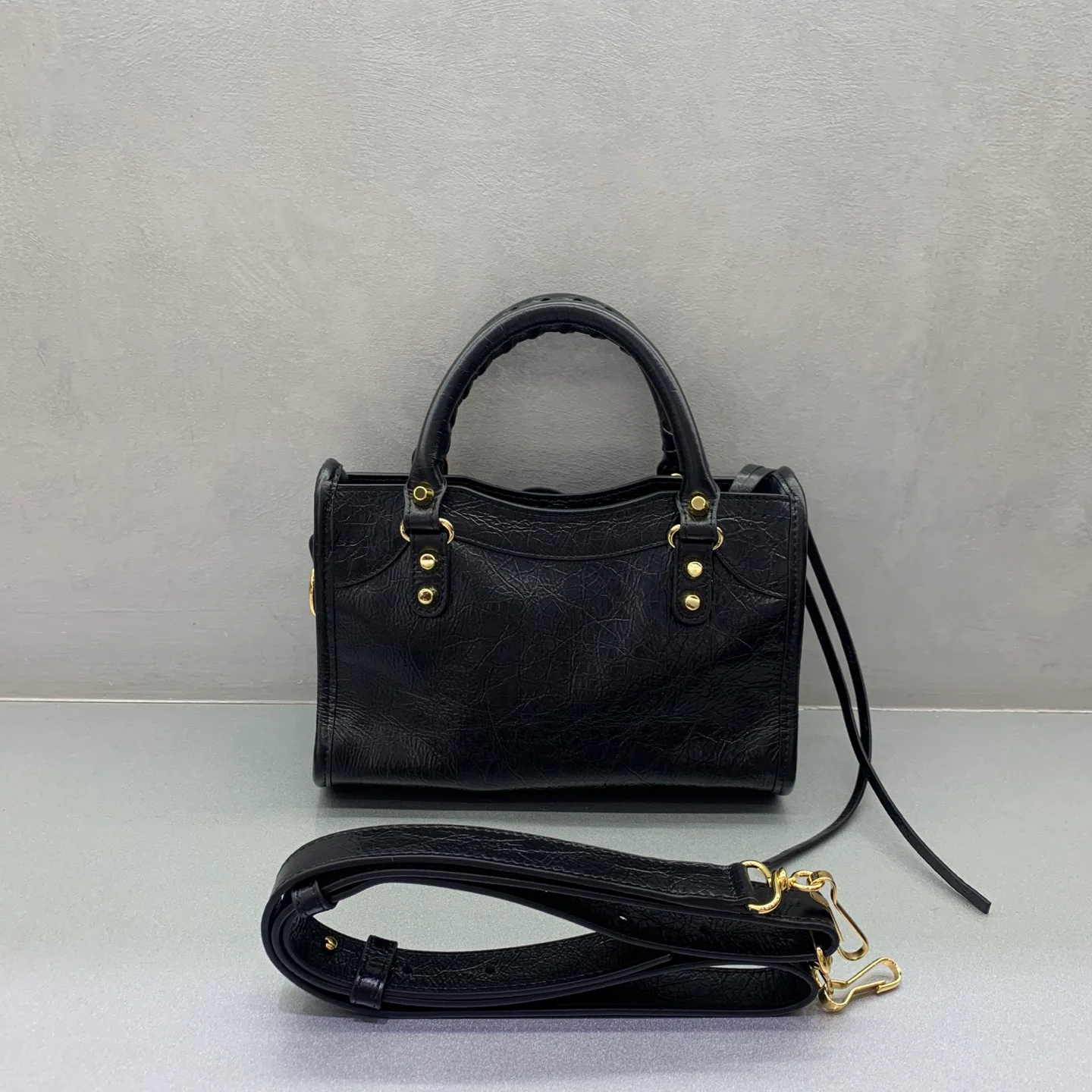 Классические Сумки Женские Balenciaga 11864130