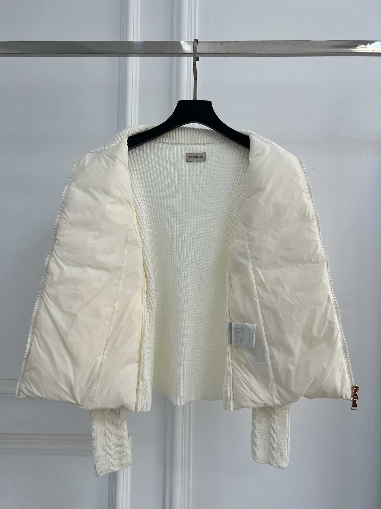 Куртки И Пуховики Женские Moncler 18416255