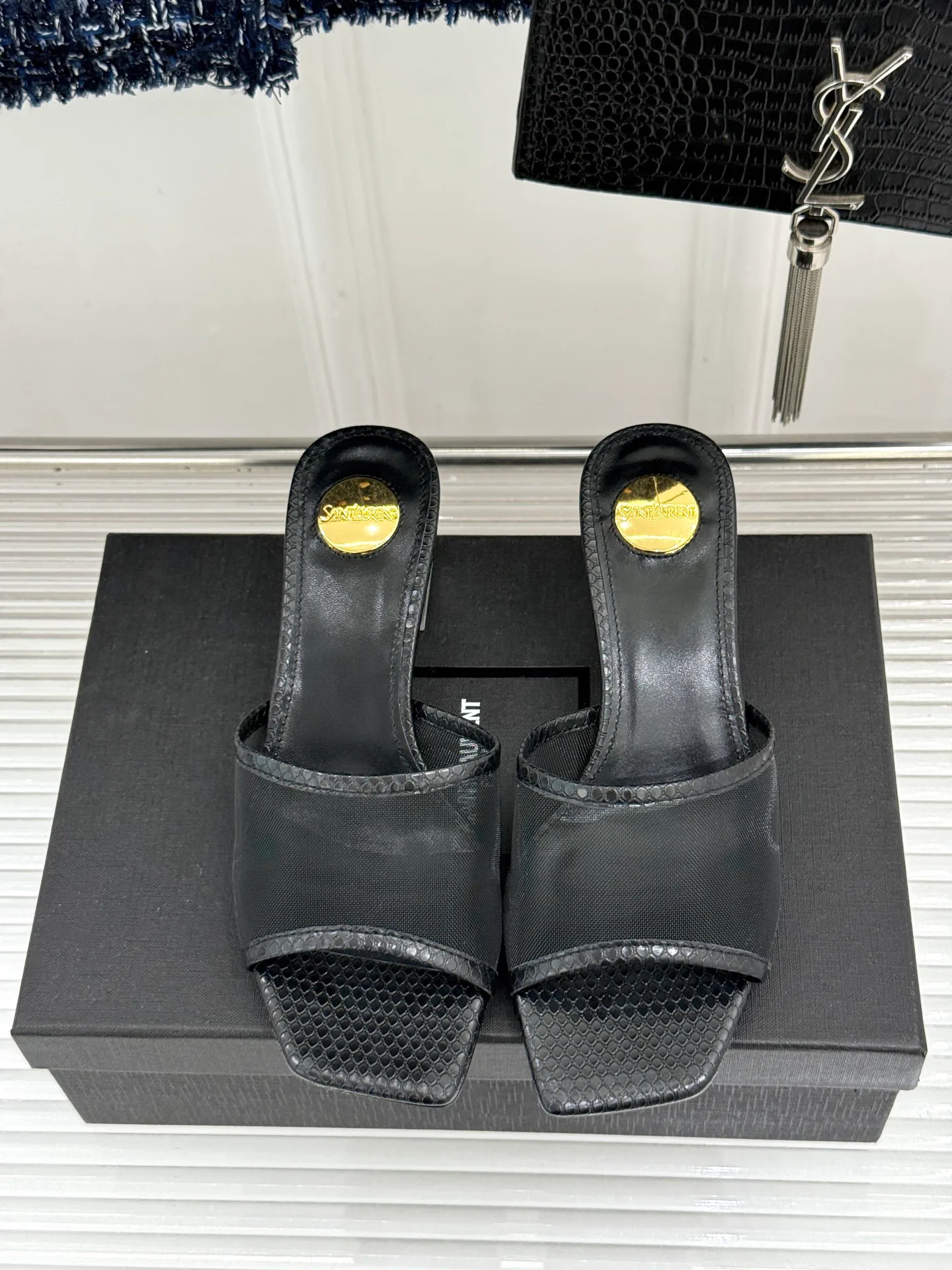 Босоножки Женские Saint Laurent 17024885