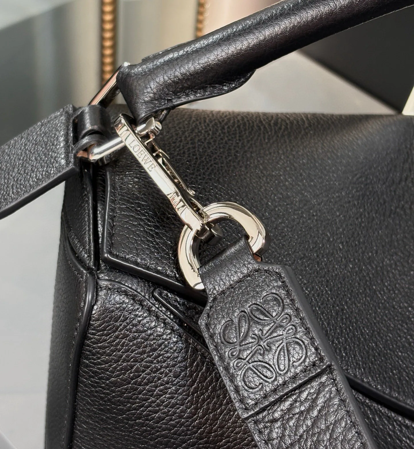 Классические Сумки Женские Loewe 1375843