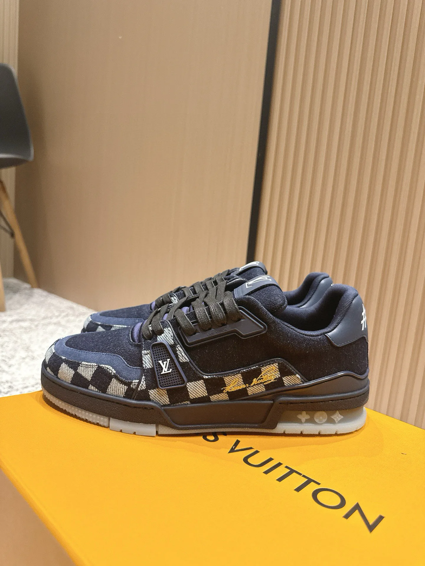 Кроссовки Женские Louis Vuitton 87814