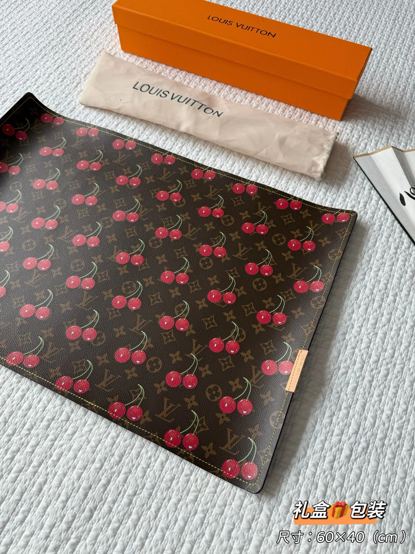 Текстиль Louis Vuitton 12119066