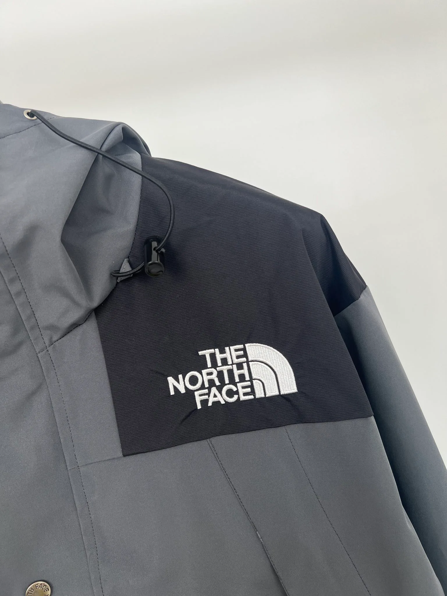 Куртки И Пуховики Женские The North Face 18416093