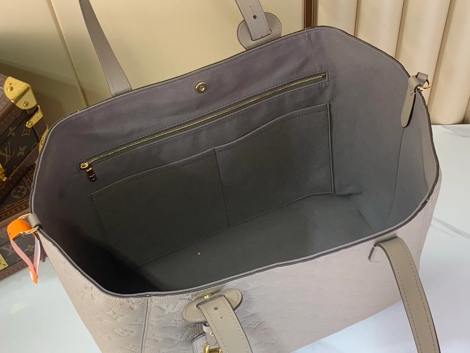 Классические Сумки Женские Louis Vuitton 11617449