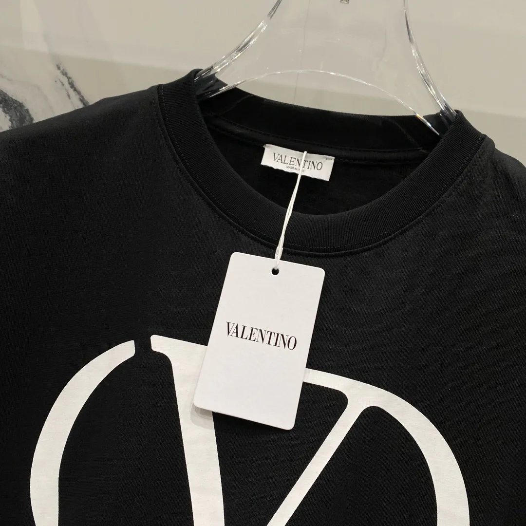 Футболки Женские Valentino 14413