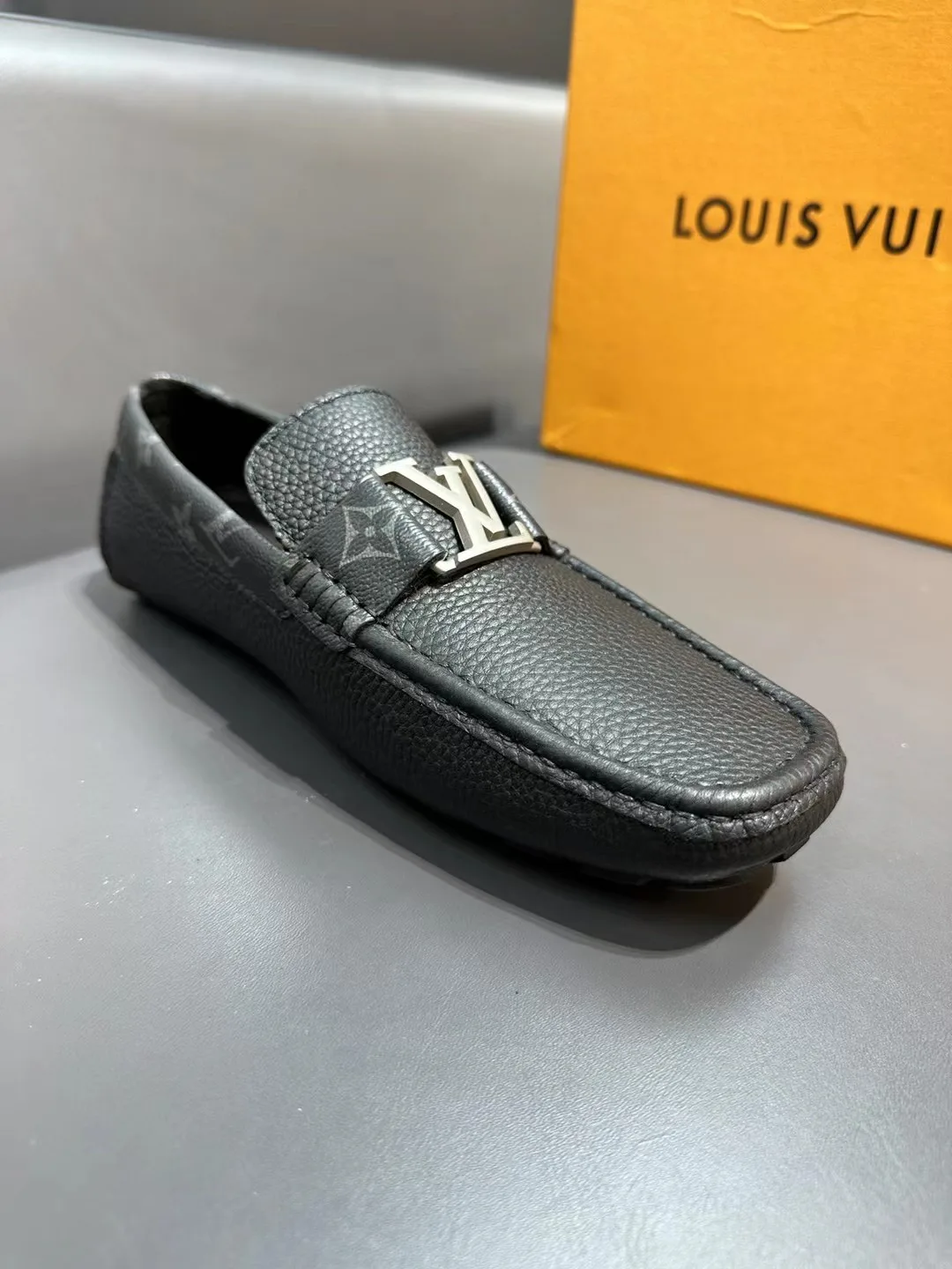 Мокасины Мужские Louis Vuitton 881711