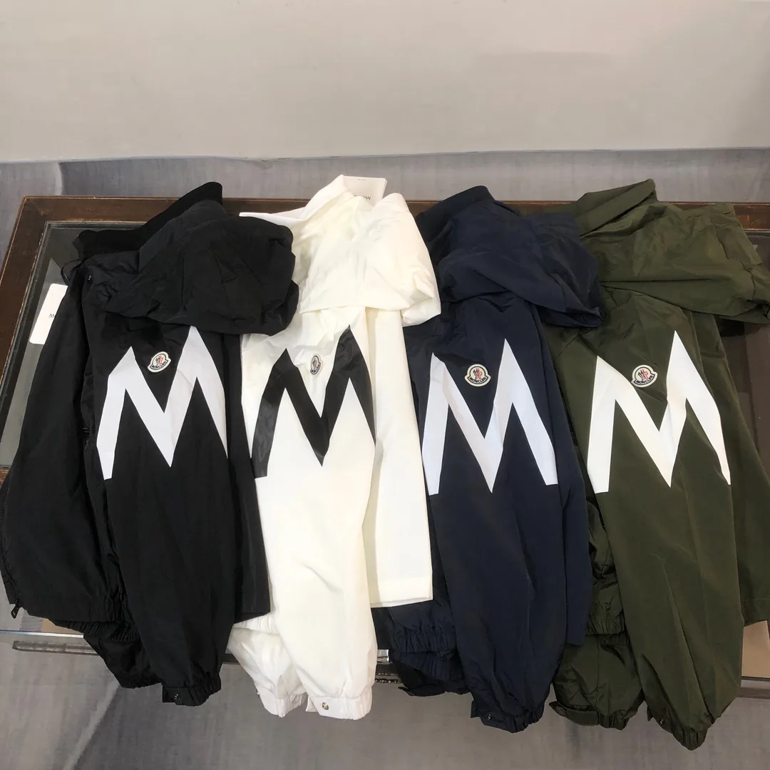 Куртки И Пуховики Женские Moncler 9642180