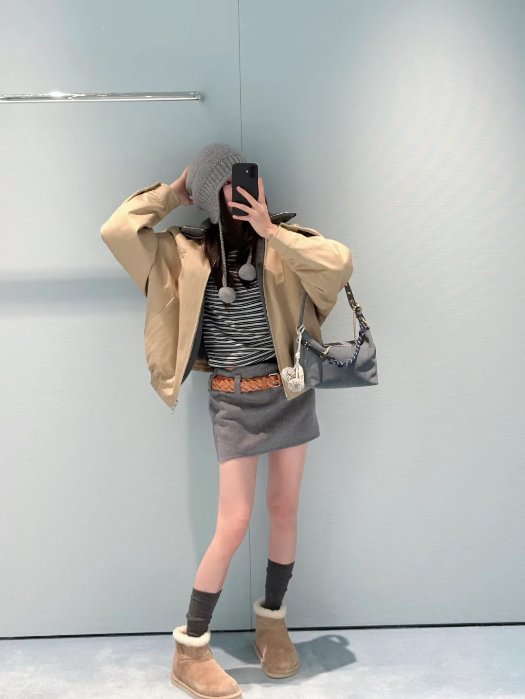 Куртки И Пуховики Женские Miu Miu 18892122