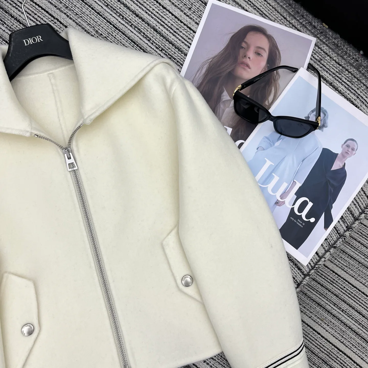 Куртки И Пуховики Женские Christian Dior 910240