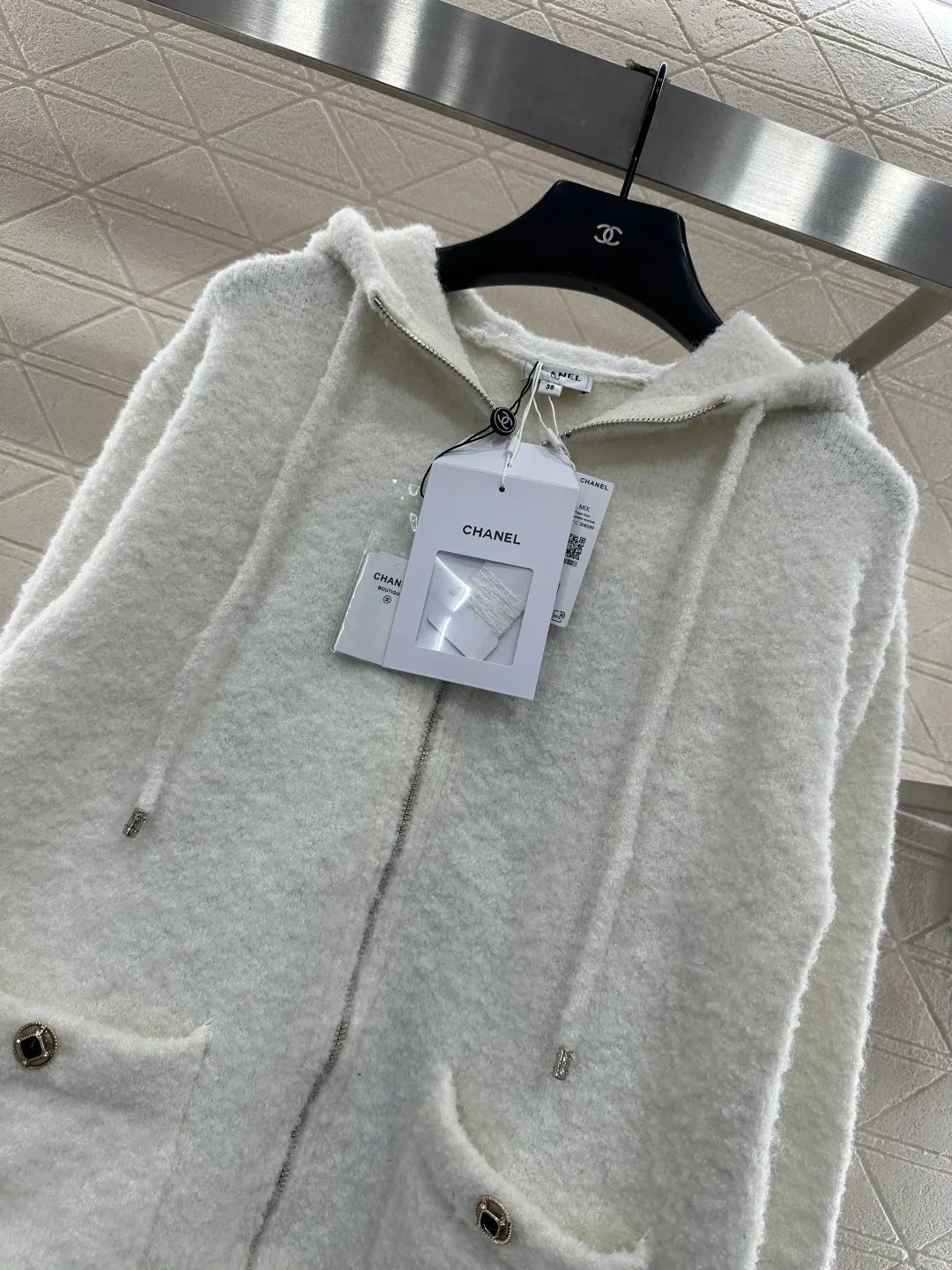 Куртки И Пуховики Женские Chanel 229370