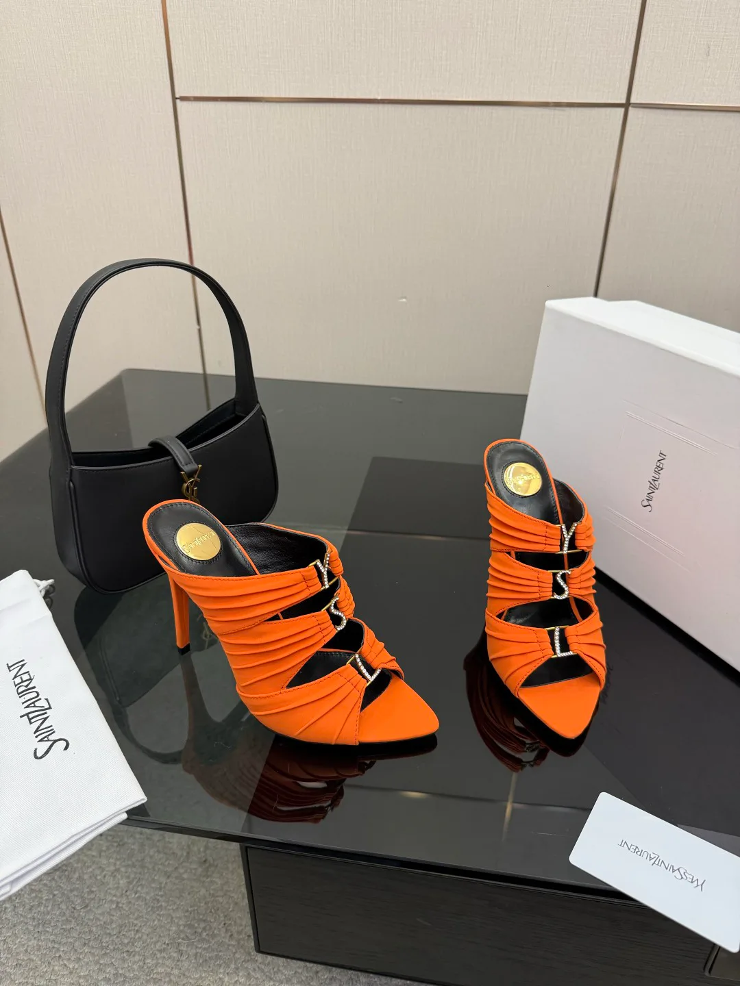 Сандалии Женские Saint Laurent 9317928