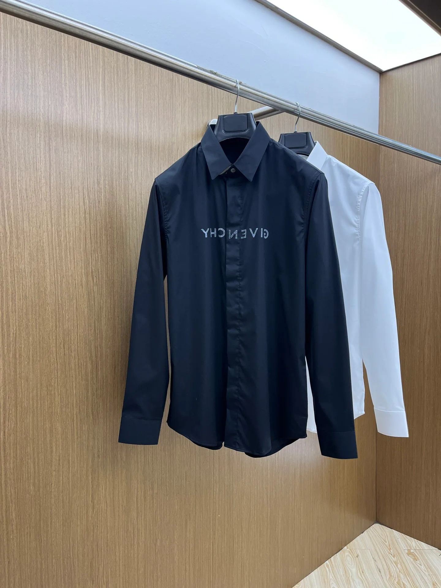 Рубашки Мужские Givenchy 18699191