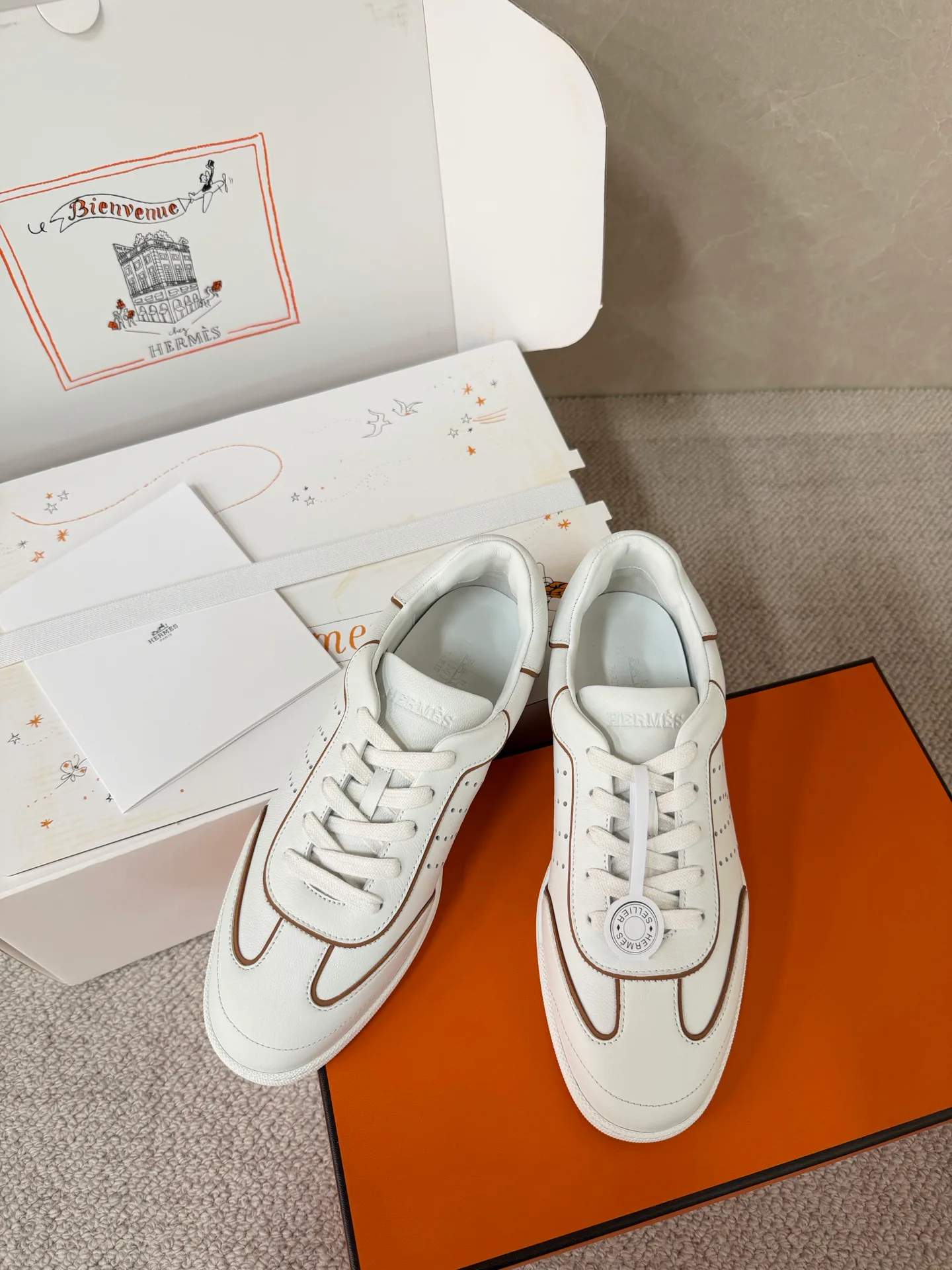 Кроссовки Женские Hermes 1559794