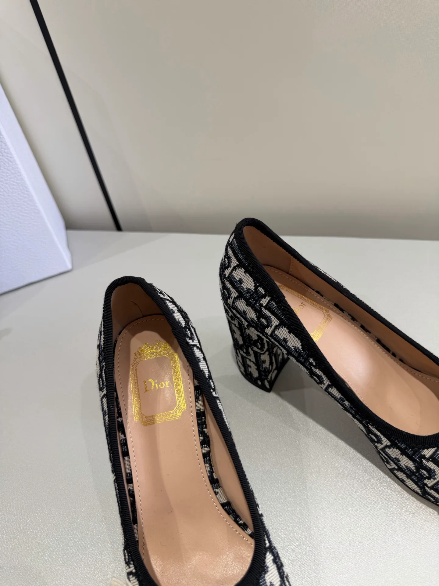 Туфли Женские Christian Dior 18369746