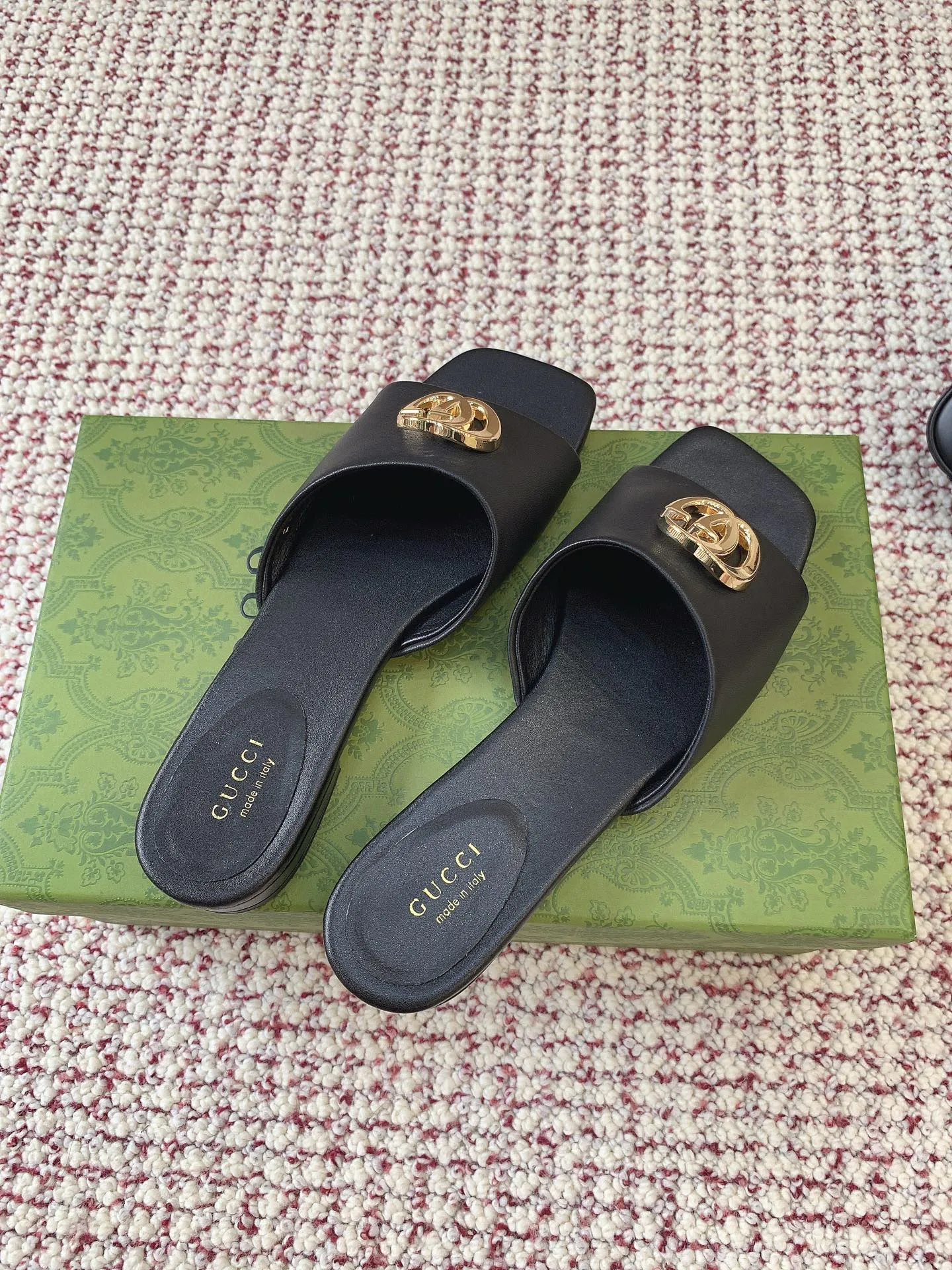 Босоножки Женские Gucci 13438267