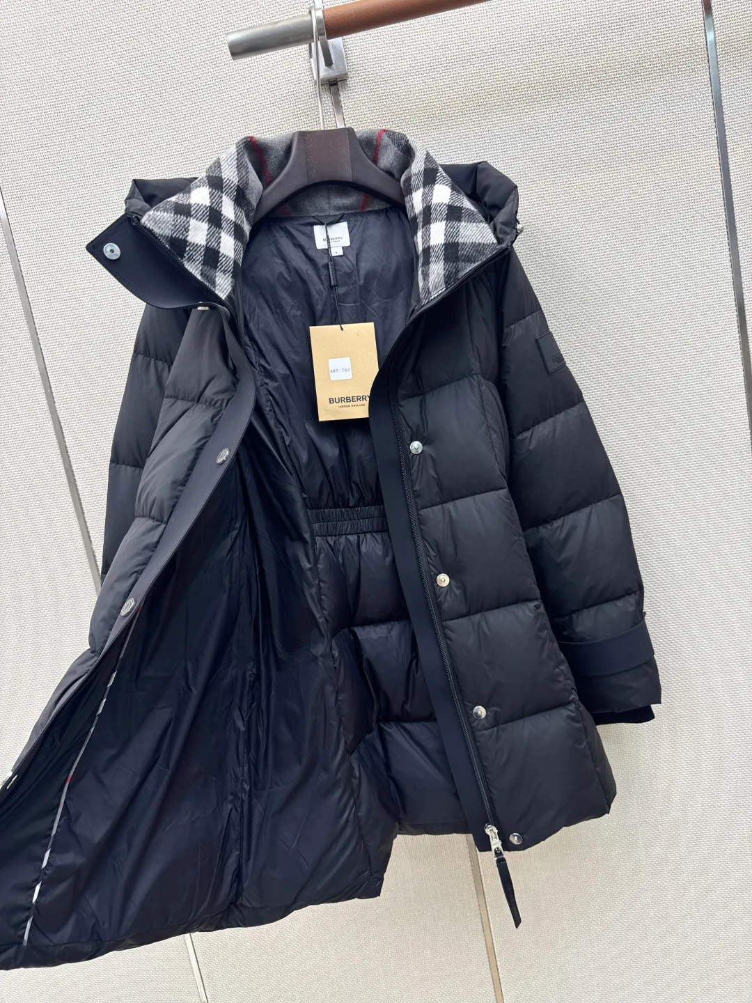 Куртки И Пуховики Женские Burberry 18245901