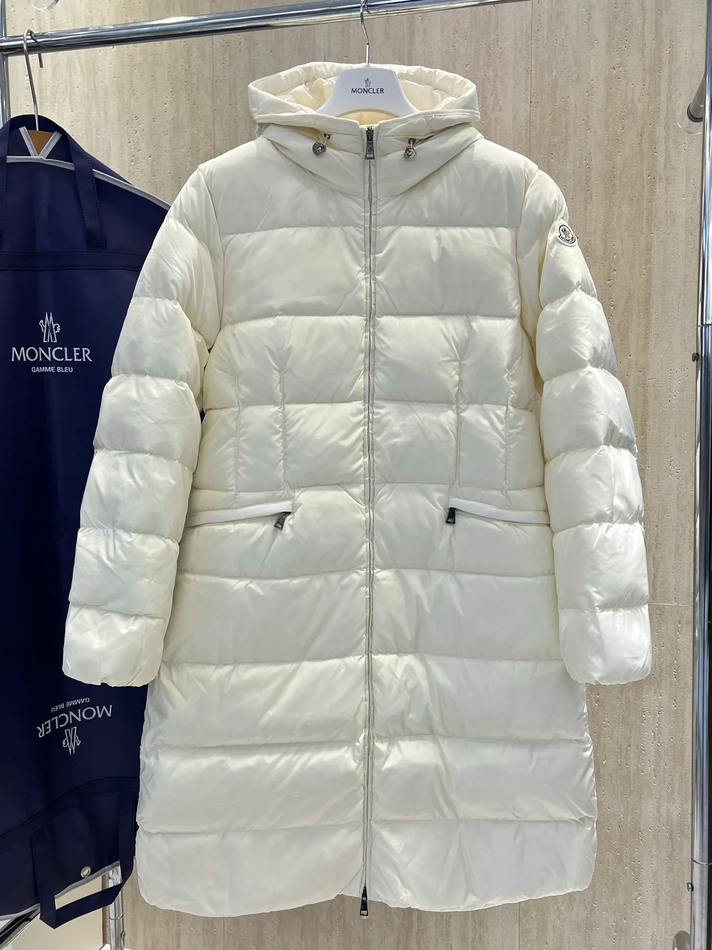 Куртки И Пуховики Женские Moncler 19361863