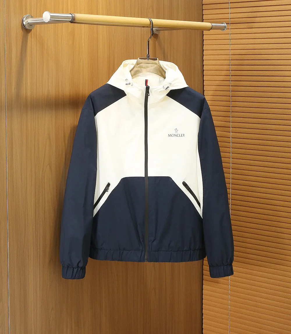 Куртки И Пуховики Мужские Moncler 17524018