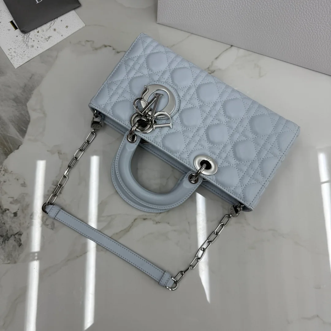 Классические Сумки Женские Christian Dior 11905704