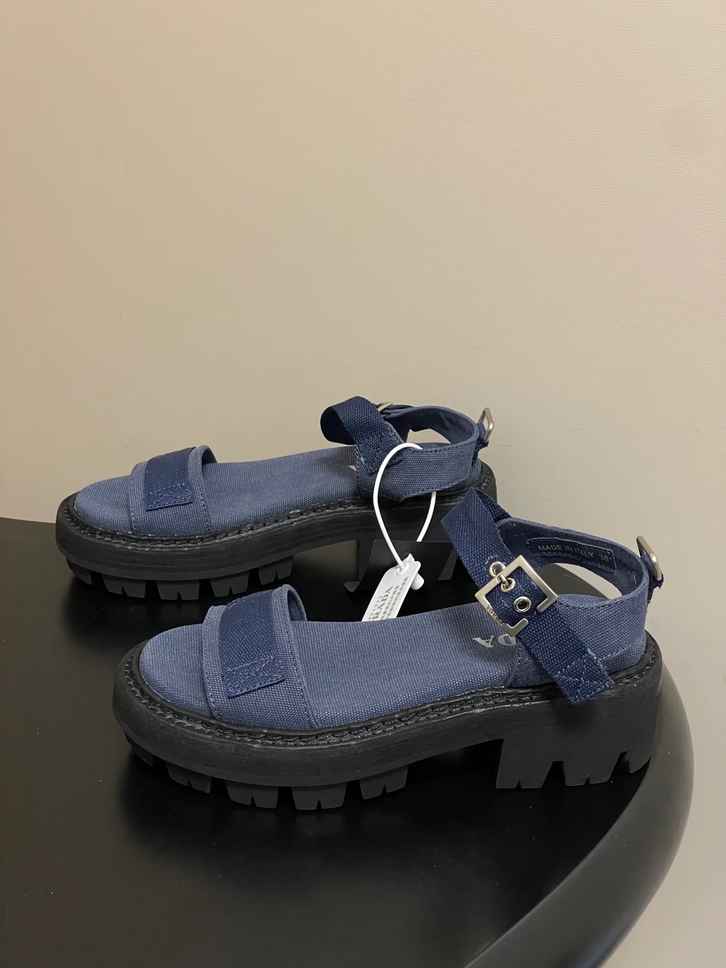 Босоножки Женские Prada 12810951