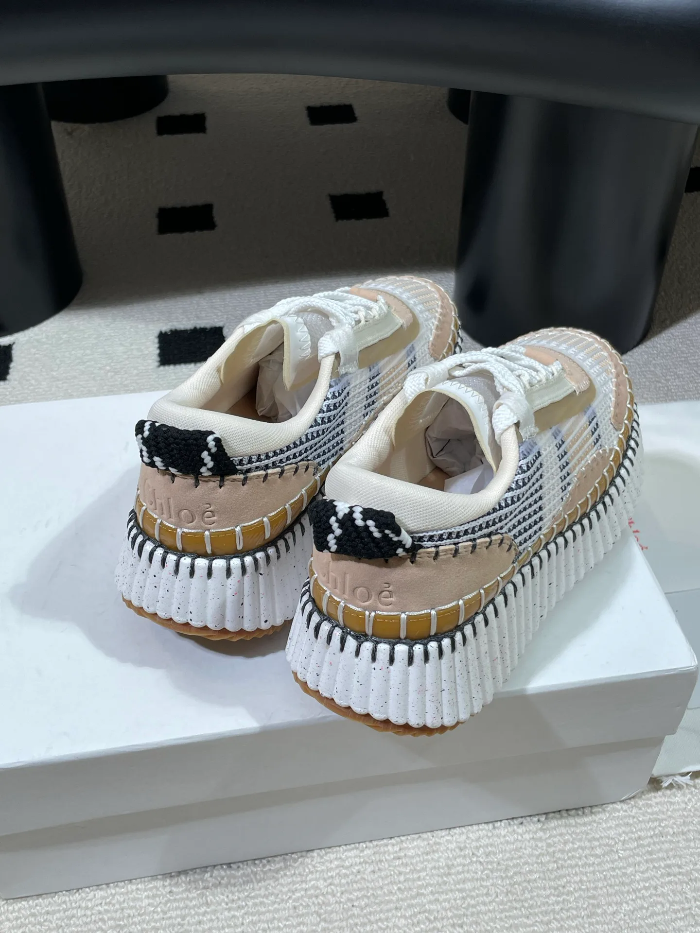 Кроссовки Женские Chloe 1511792