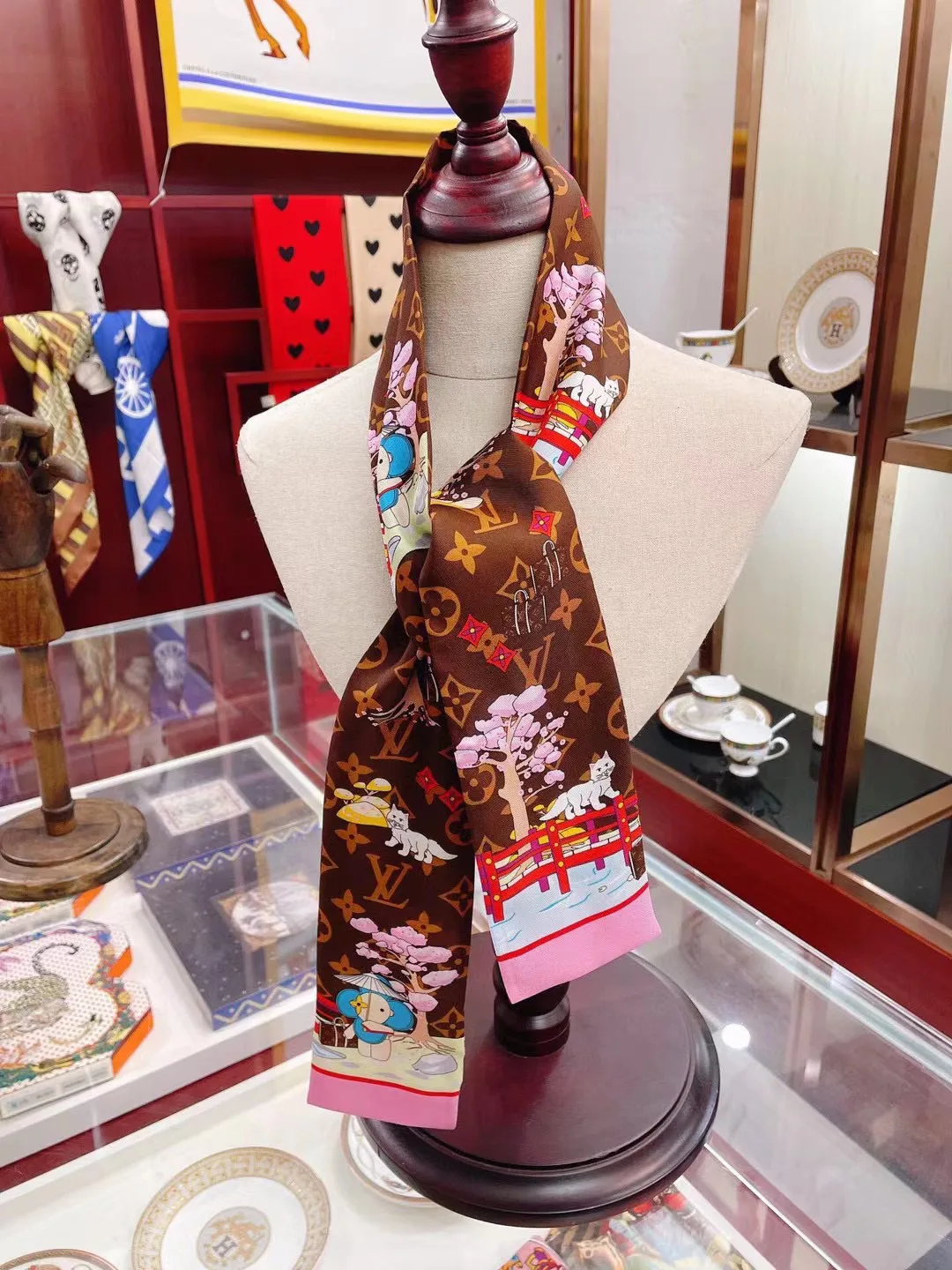 Платки Louis Vuitton 11882960