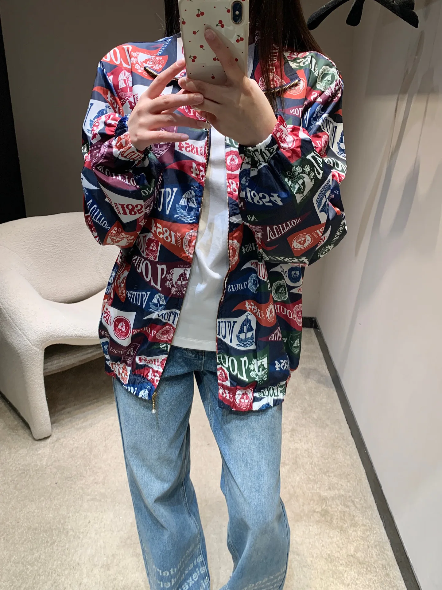 Куртки И Пуховики Женские Louis Vuitton 1463394