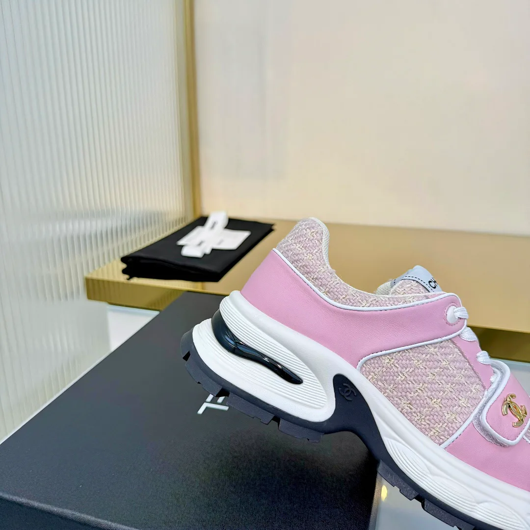 Кроссовки Женские Chanel 11605953